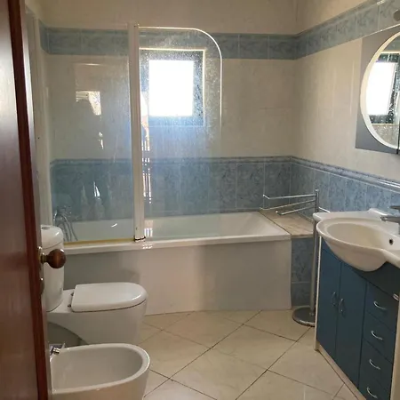 First Floor 2 Bedrooms Pool Apartment Portimao