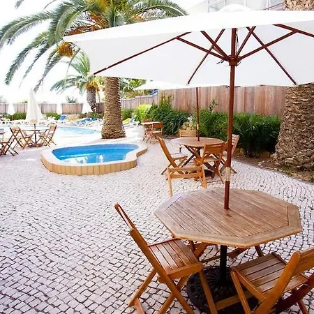 First Floor 2 Bedrooms Pool Apartman *